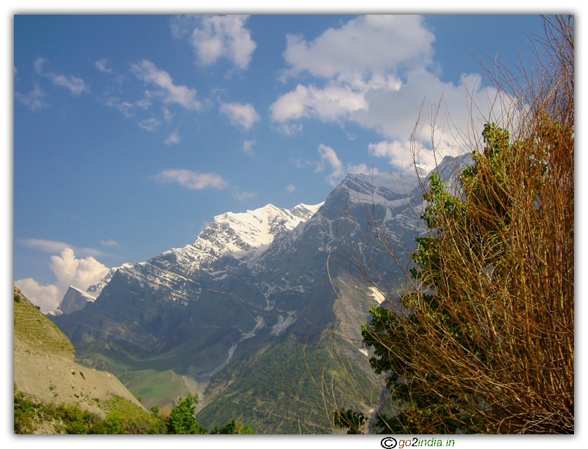 Manali to Leh by road 