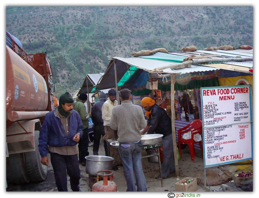 Food point on the way to Leh