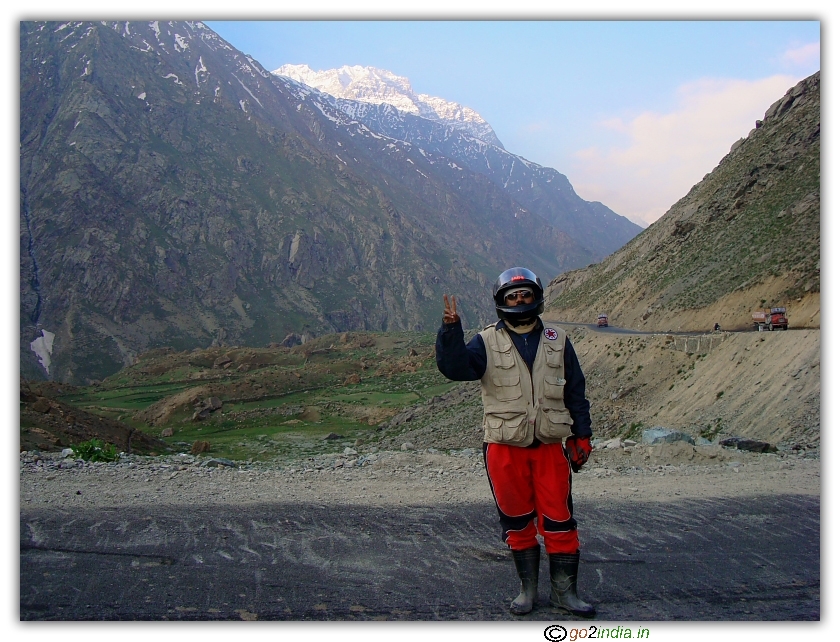 Manali to Leh by road 