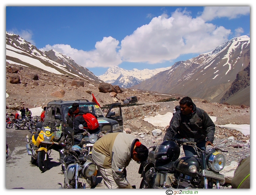 Manali to Leh by road 