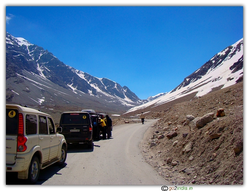 Manali to Leh by road 