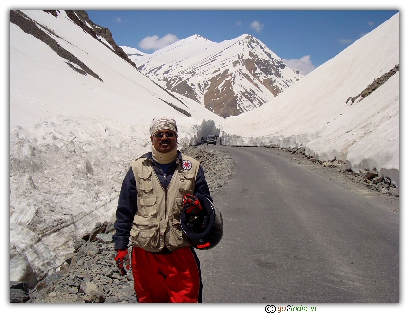 Manali to Leh by road 