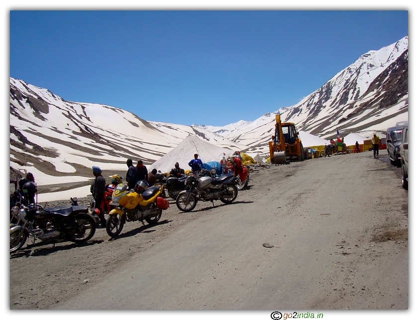 Manali to Leh by road 