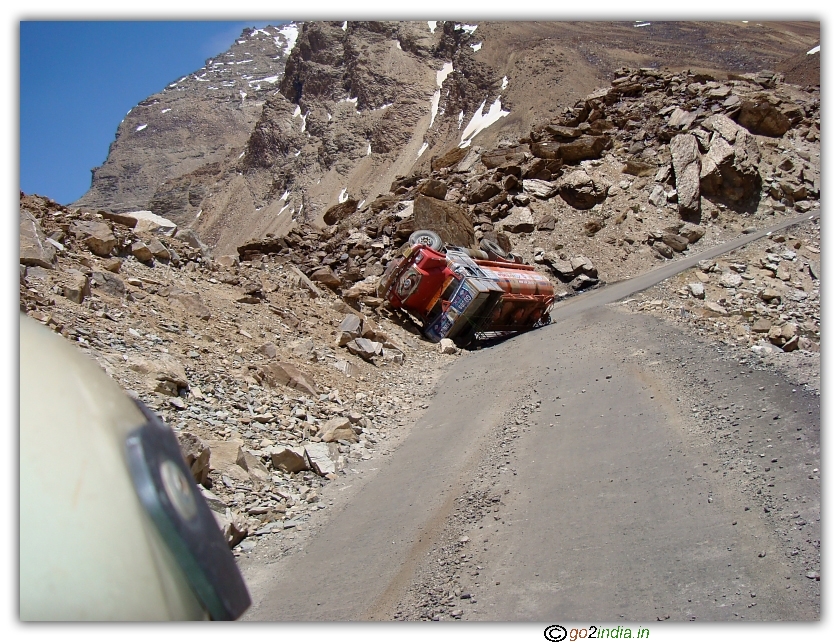 Difficult road to pass through for Leh and Ladakh