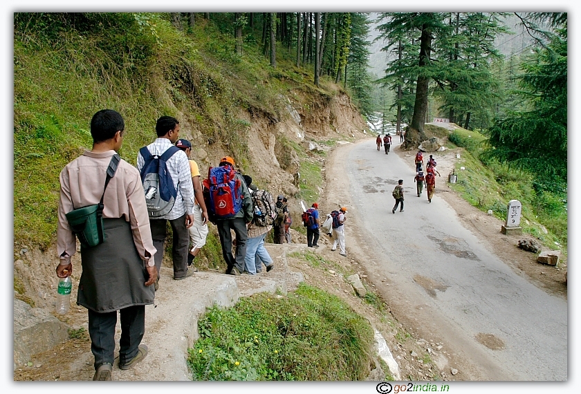 Trekkers reaching the main road after acclimatization trek