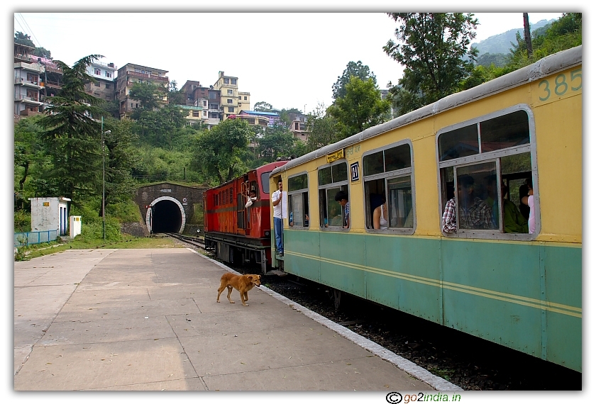 Platform and train on the way to Shimla