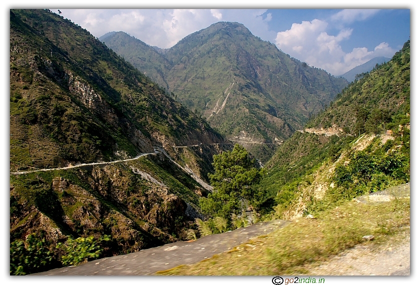 Valley view on the way to Manikaran