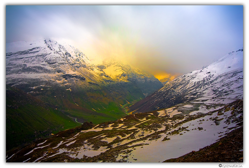 Valley towards Spiti as seen from Rohtang pass