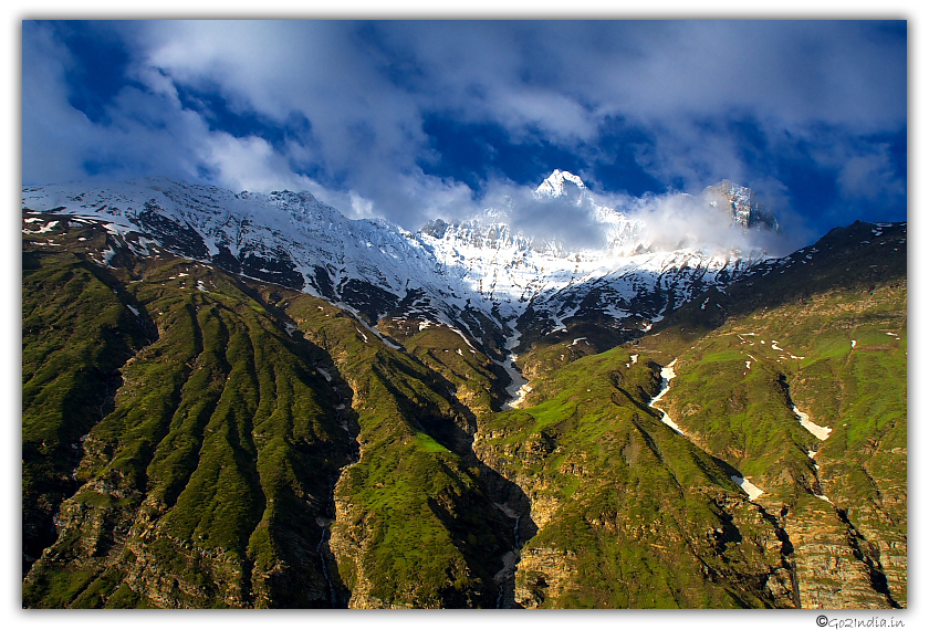 Mountain close up at Sissu