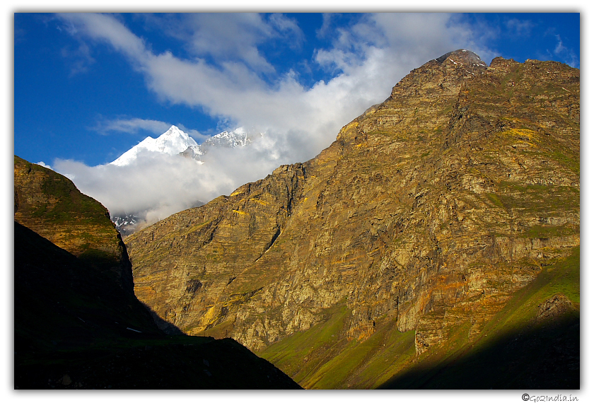 Valley view near Sissu on the way to Keylong