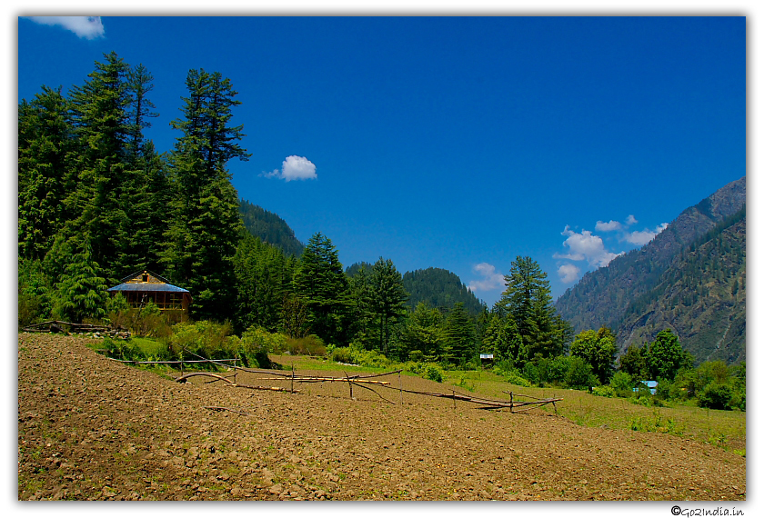 Landscape before reaching Barshaini village