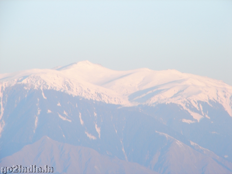 Close up view of snow mountains from Dalhousie