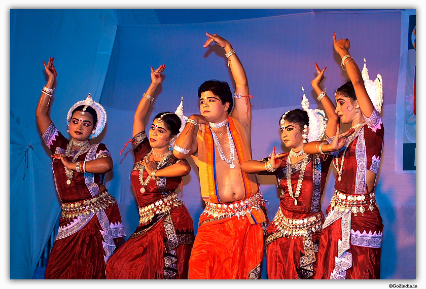 Group performance of Odissi dance