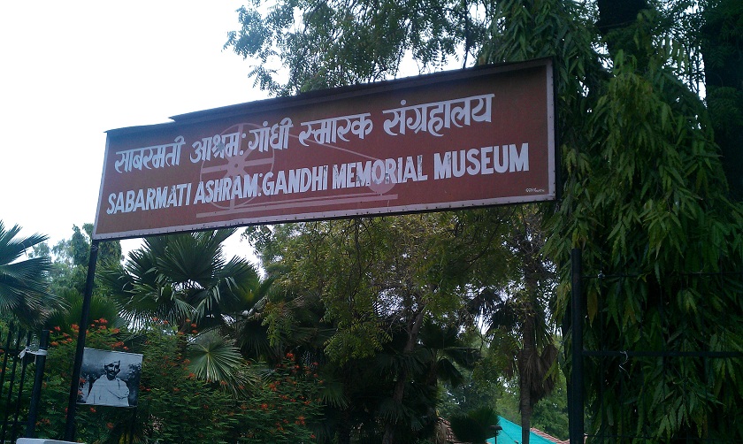Sabarmati Ashram : Gandhi Memorial Museum Ahmedabad