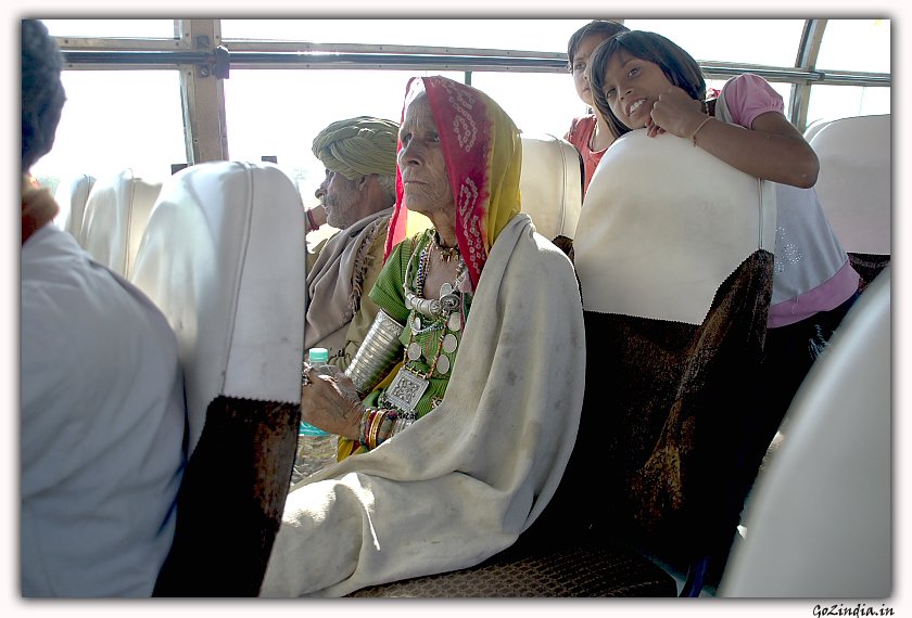 Inside Rajasthan on a bus to Bikaner