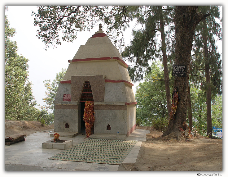 Hanuman temple before Kali temple at Ranikhet