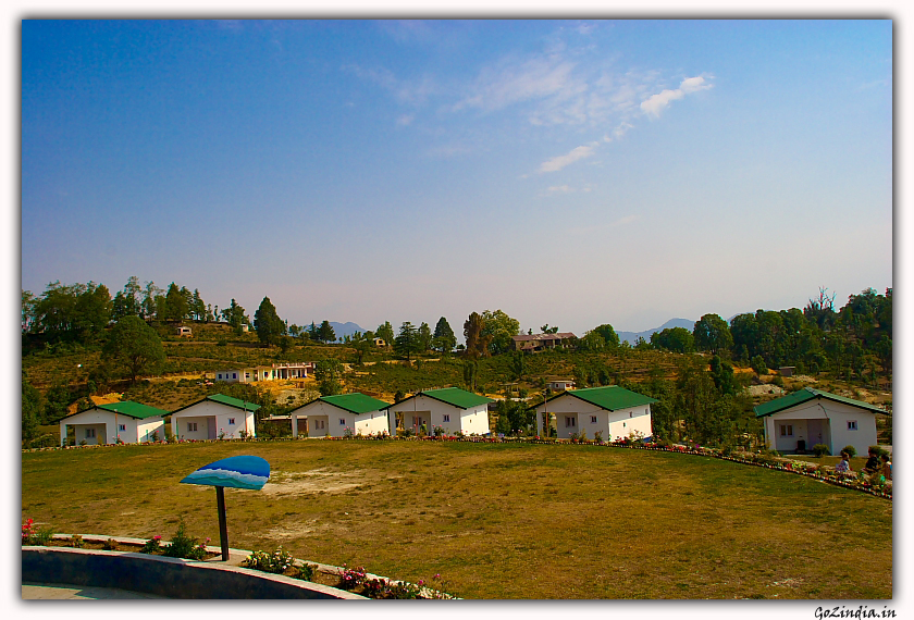 The KMVN guest house at Chowkodi