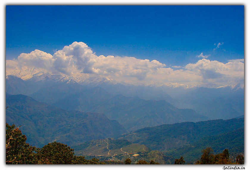 View from Khaliya top Munsiyari