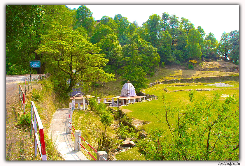 The Shiva temple on the way to Binsar jungle.