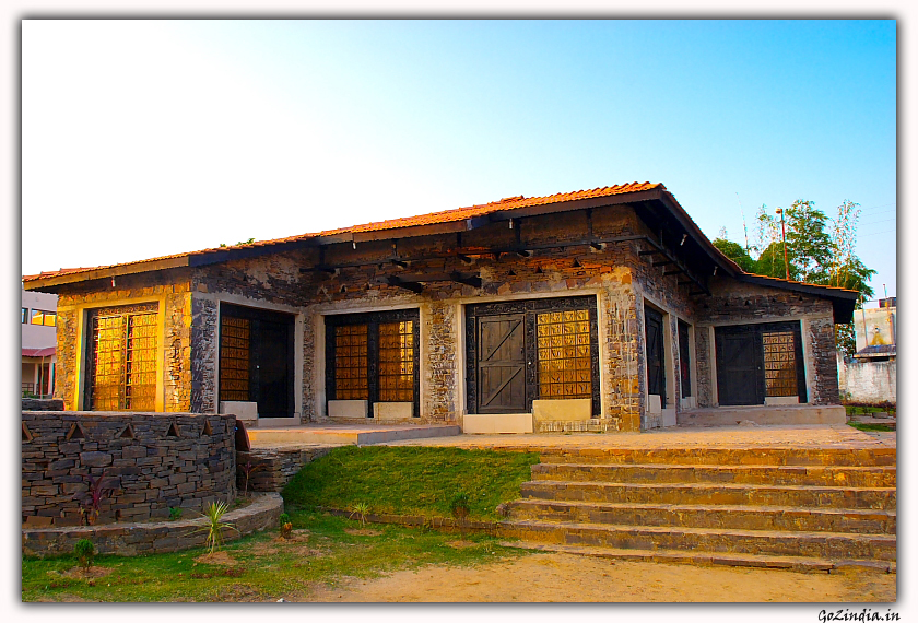 A resort near the Chitrakoot waterfalls