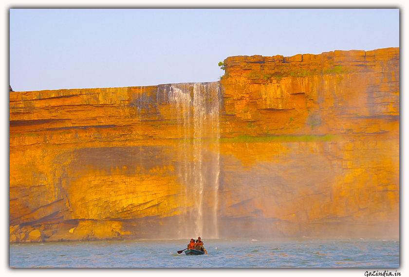 Open boating near the Chitrakoot waterfalls