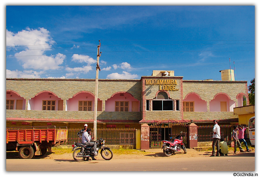 Modamamba Lodge at Paderu town