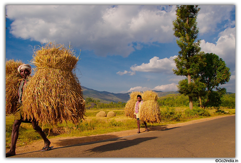 Villagers at Paderu 