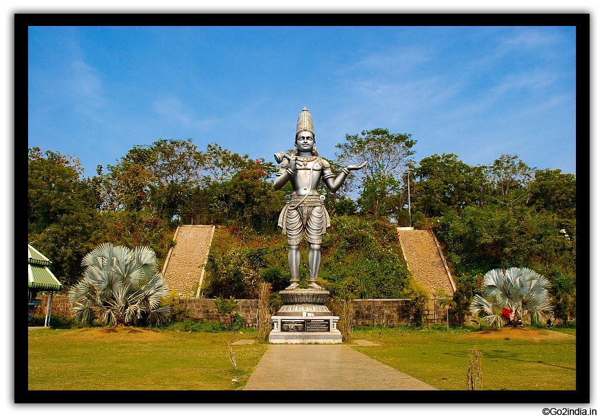 Statue at garden of Dwaraka Tirumala complex