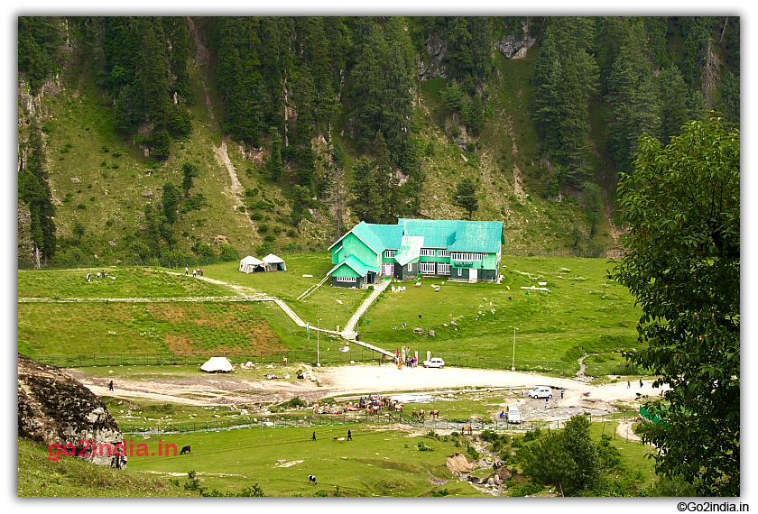 Hotel Alpine at Aru valley