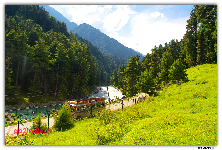 Travel bus on the way to Pahalgam