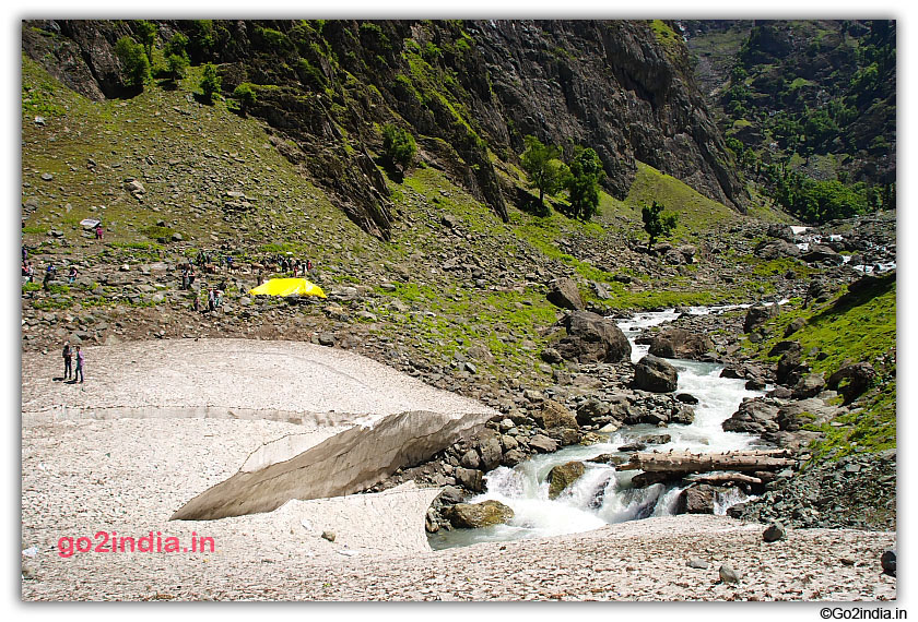 Water entering below the ice at Chandanwari