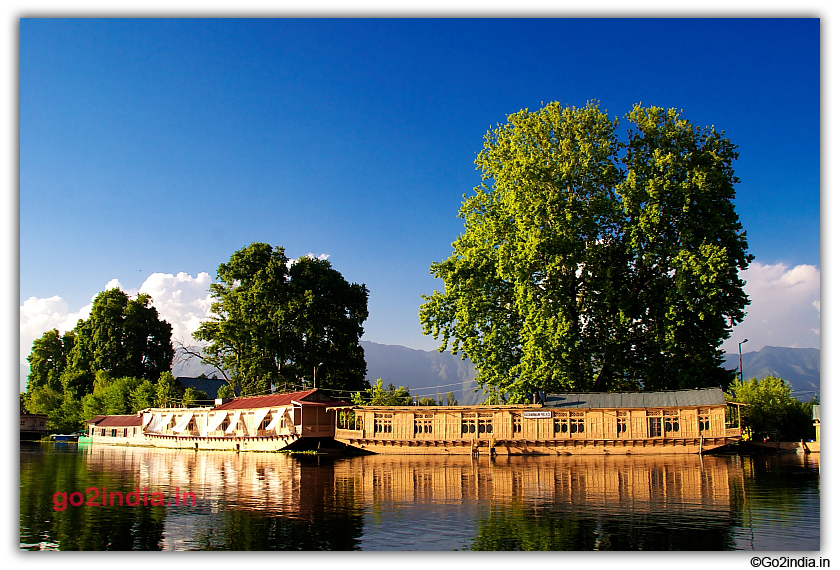 Big houseboats in Dal Lake