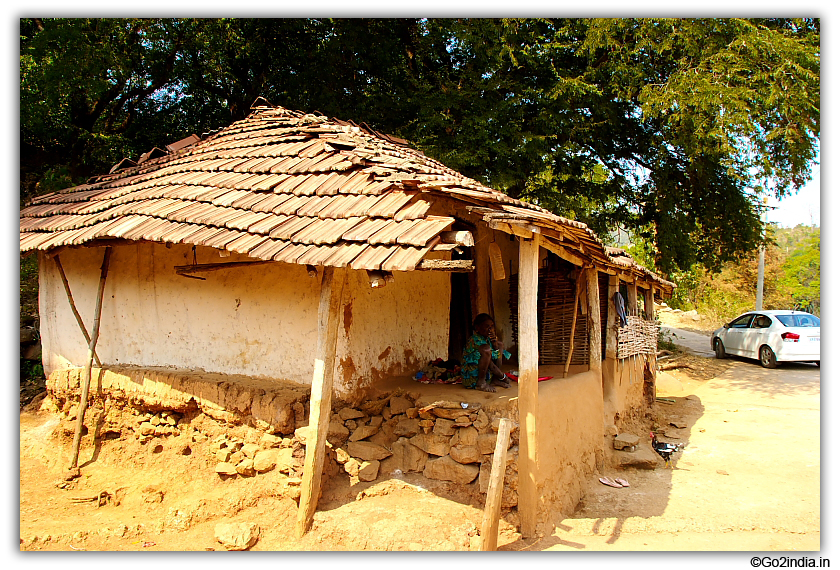 Small hut on the way to Anathagiri