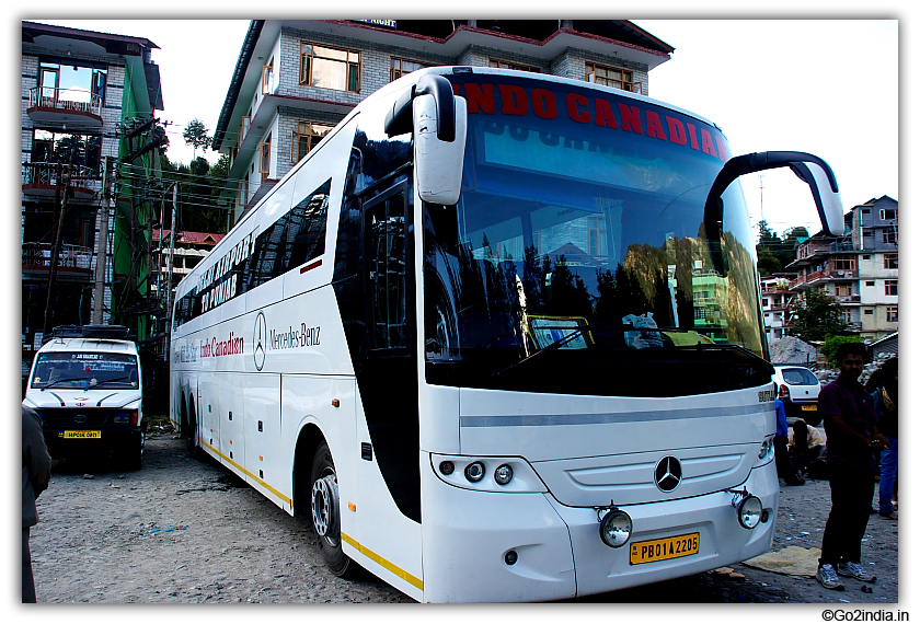 Manali bus stand - return buses to Delhi 