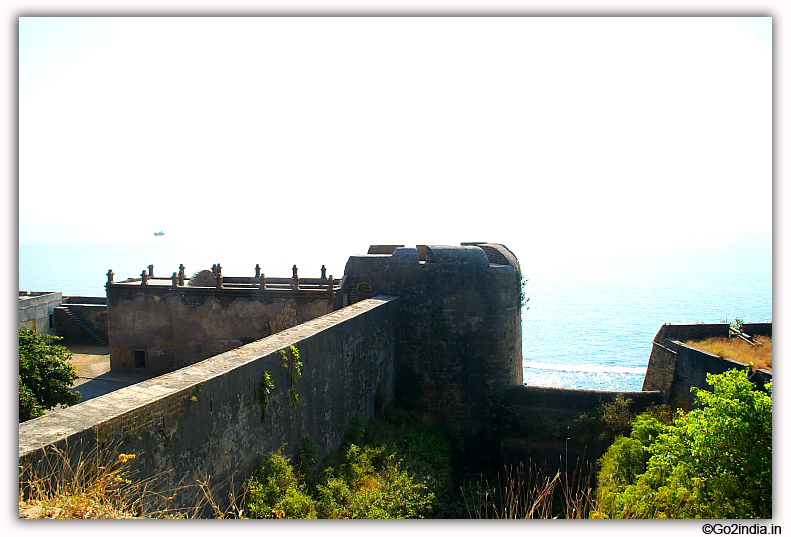 Diu Fort Side wall and sea 