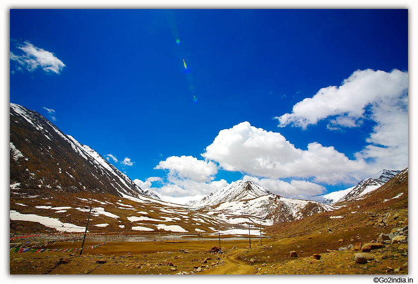 Distance view of Khardungla Pass in Ladakh