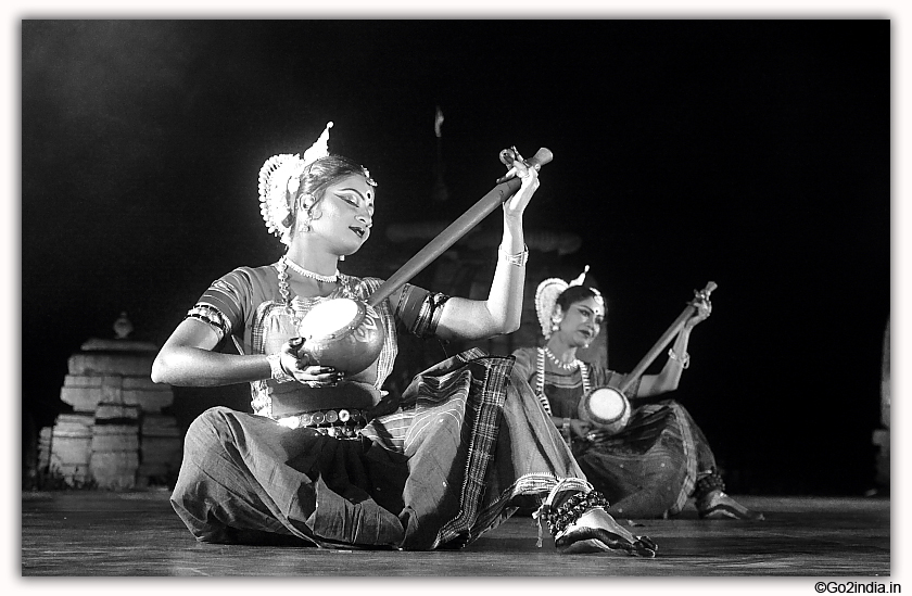 Mukteswar Dance Festival Gopi dance sequence 