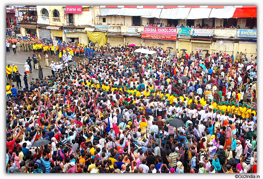 Car Festival crowd 