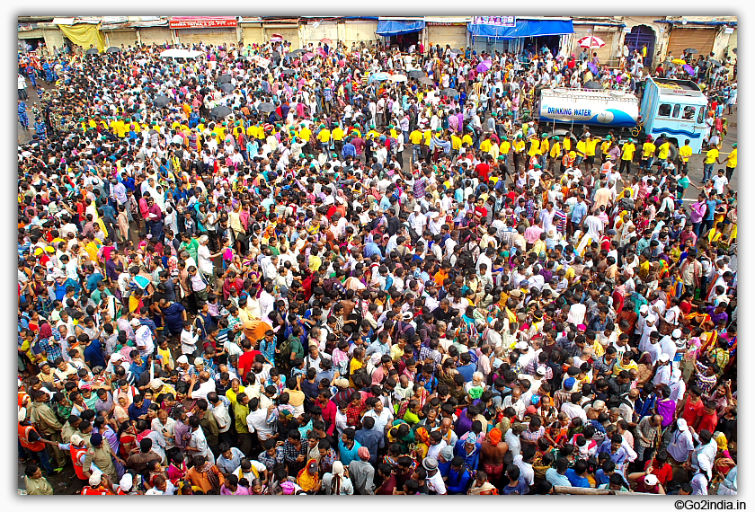 Car Festival Crowd waiting for Darshan 